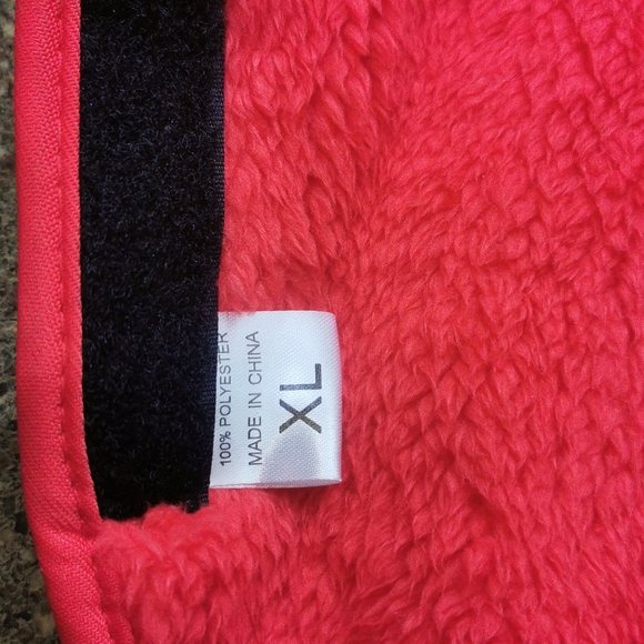 XL dog coat Red White Black Deer Fleece nylon New no tags snowflake fake fur - Picture 5 of 12